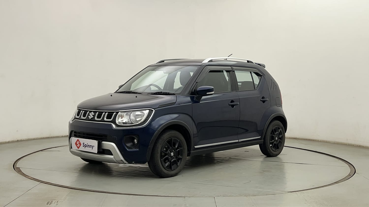 LEFT FRONT CORNER VIEW