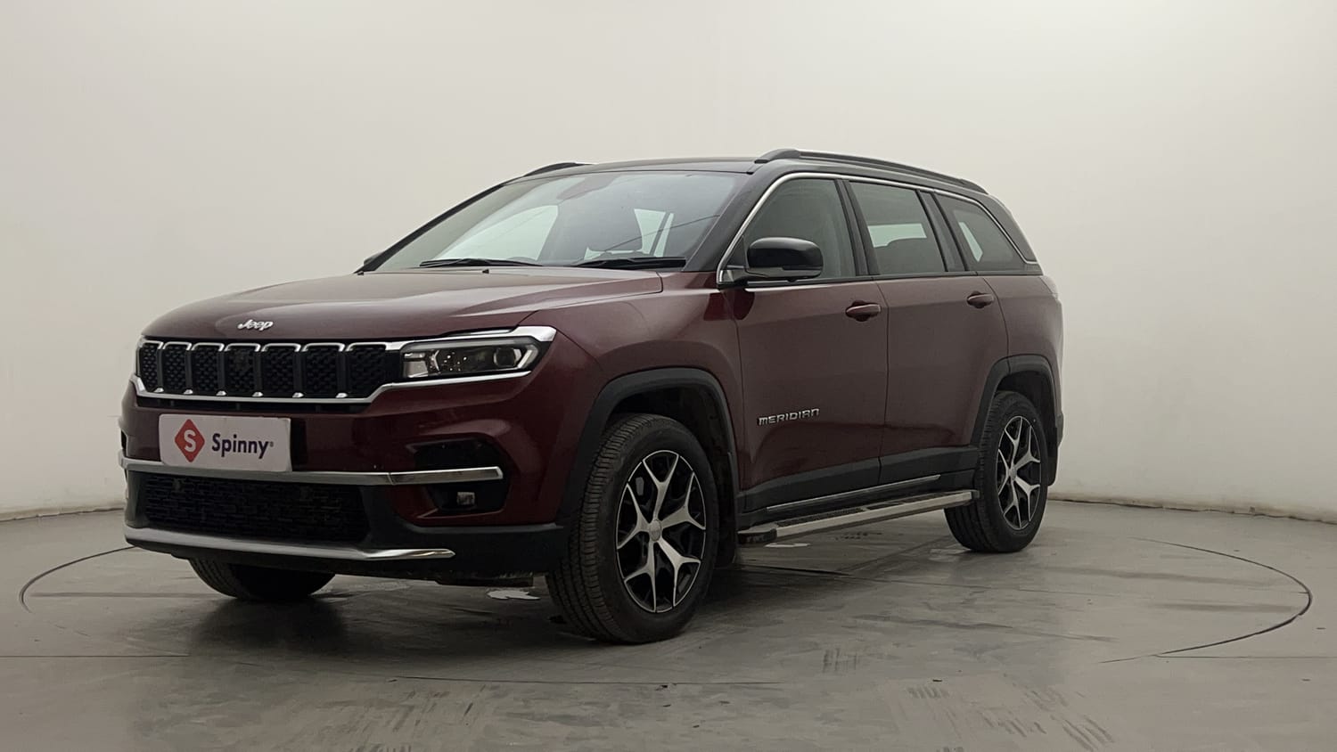 LEFT FRONT CORNER VIEW