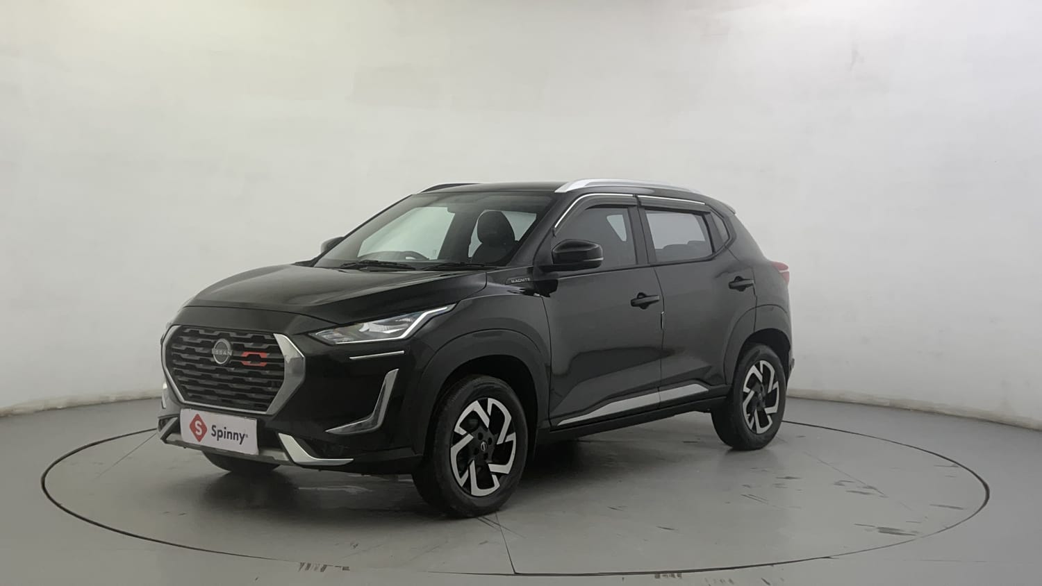 LEFT FRONT CORNER VIEW