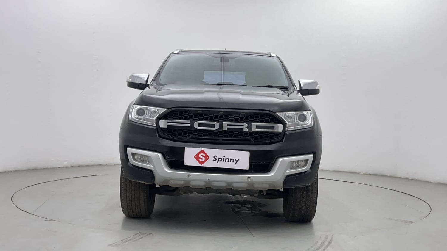 New Ford Endeavour exterior FRONT VIEW