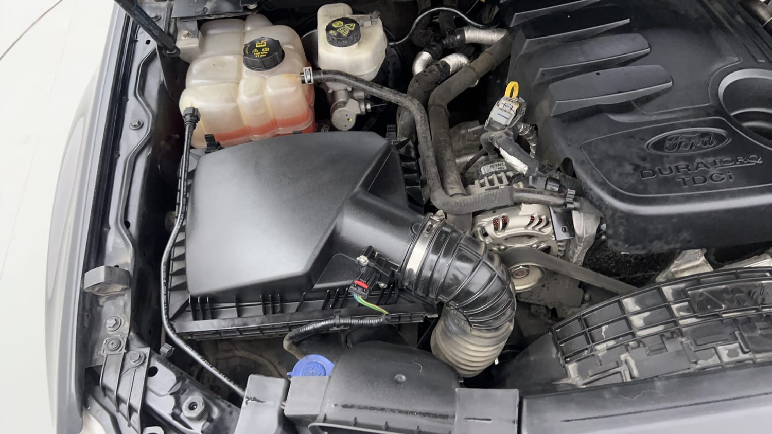 New Ford Endeavour engine ENGINE RIGHT SIDE VIEW