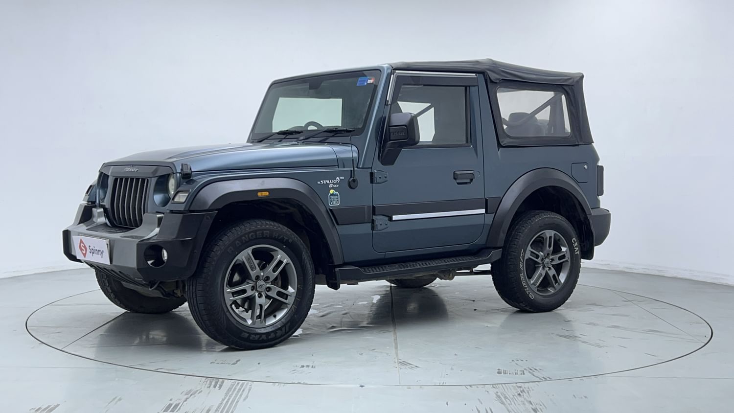 LEFT FRONT CORNER VIEW