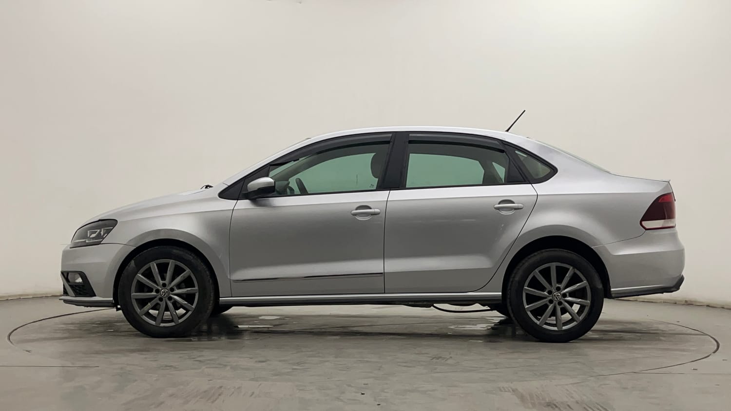 2021 Volkswagen Vento - 2