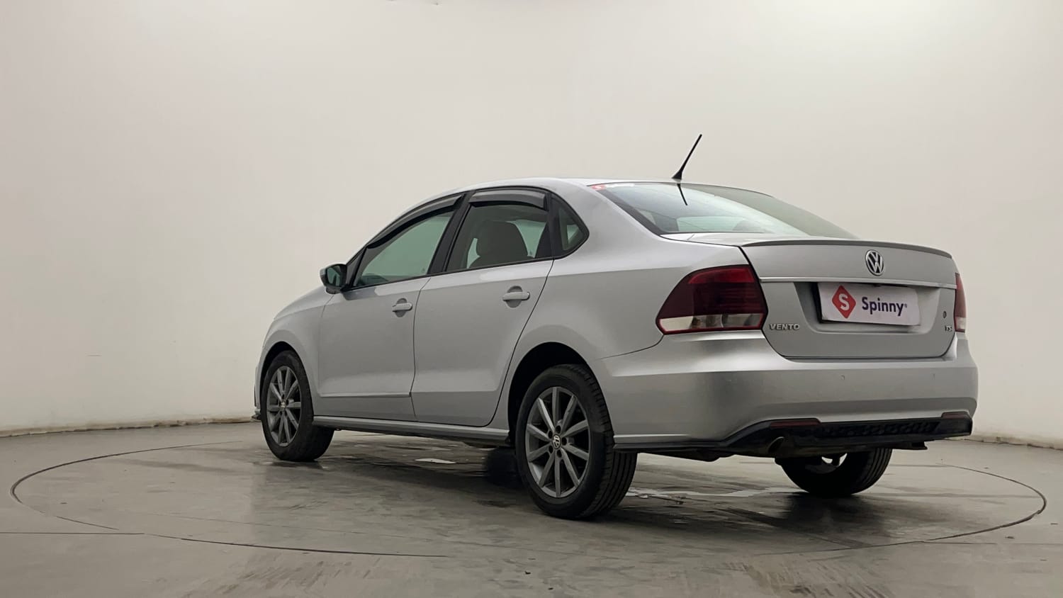 2021 Volkswagen Vento - 3