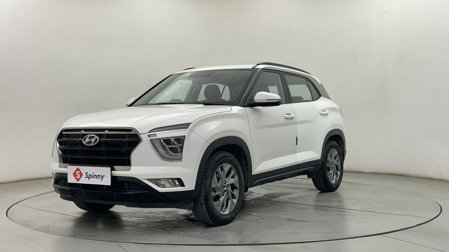 LEFT FRONT CORNER VIEW