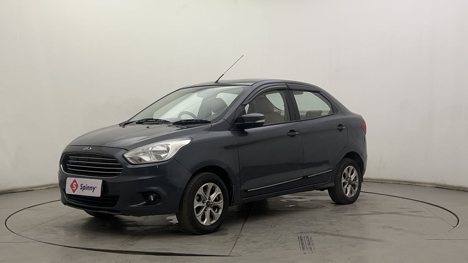 LEFT FRONT CORNER VIEW