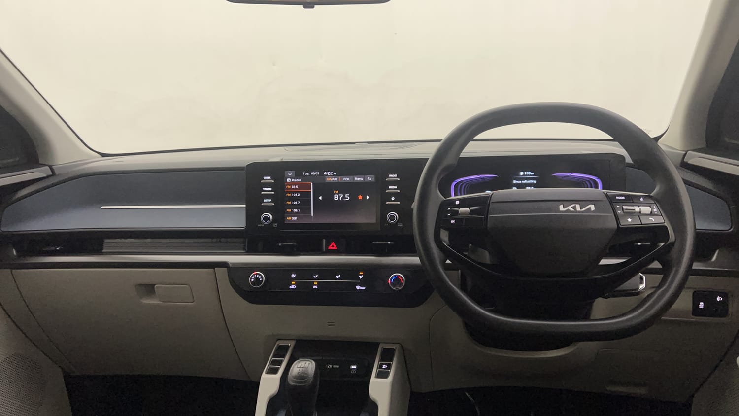 New Kia Carens Clavis interior DASHBOARD VIEW