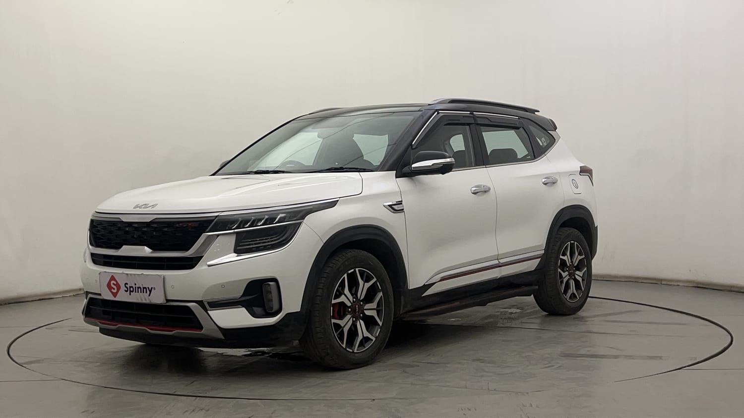 2022 Kia Seltos GTX Plus 1.5 Diesel AT Dual Tone