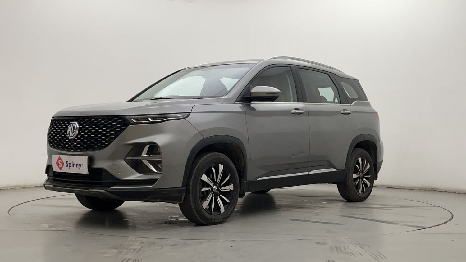 New MG Motors Hector Plus Aurora Silver