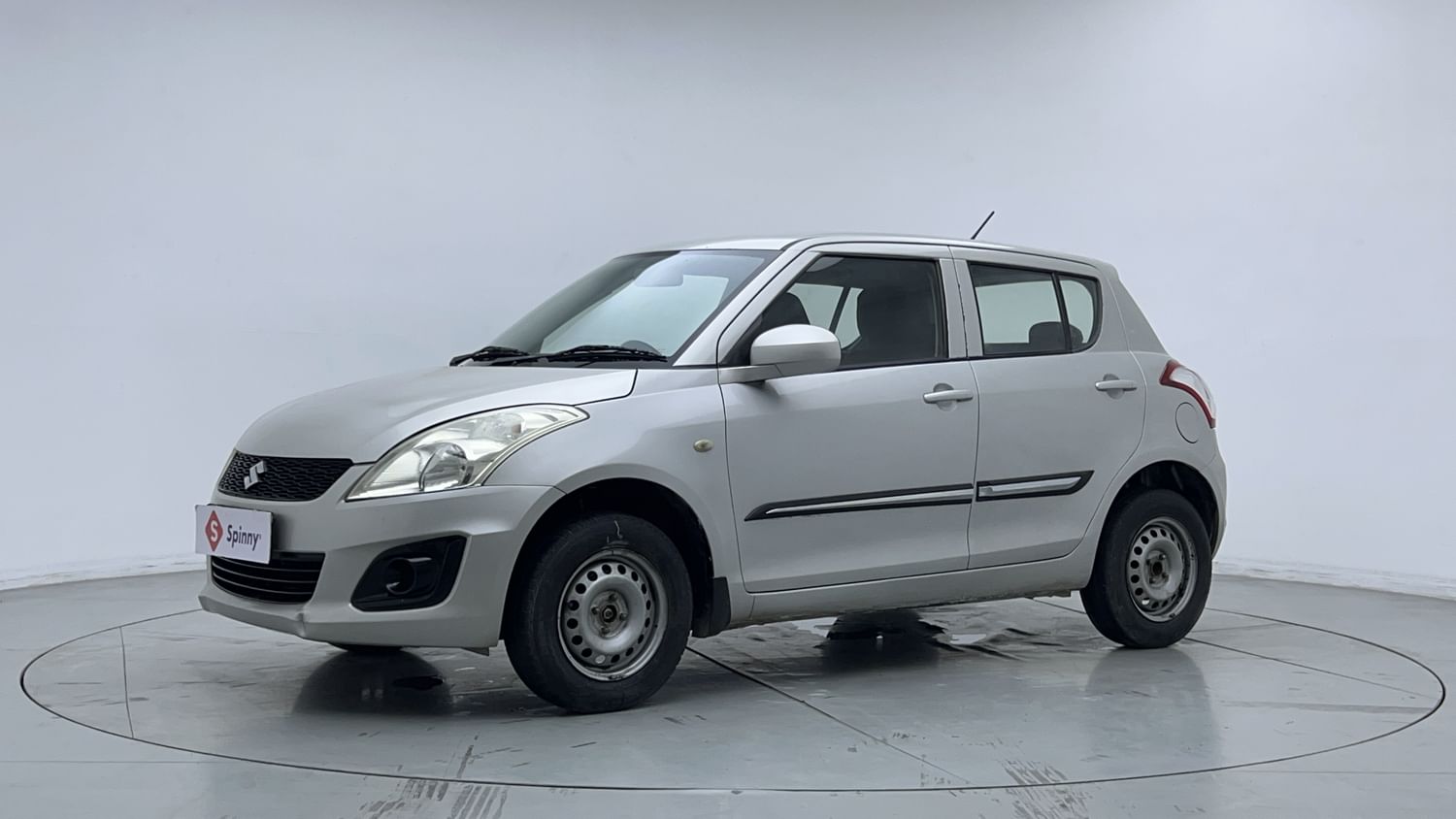 LEFT FRONT CORNER VIEW