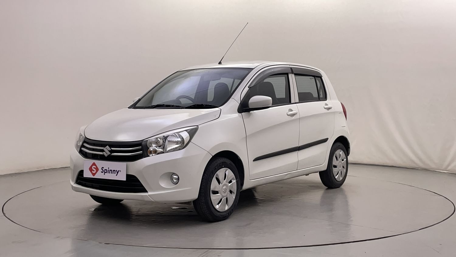 LEFT FRONT CORNER VIEW