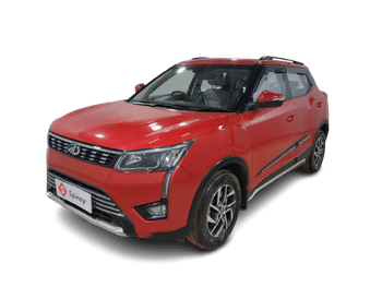 Used 2022 Mahindra XUV 300 W8 (O) 1.5 Diesel AMT Diesel Automatic Image