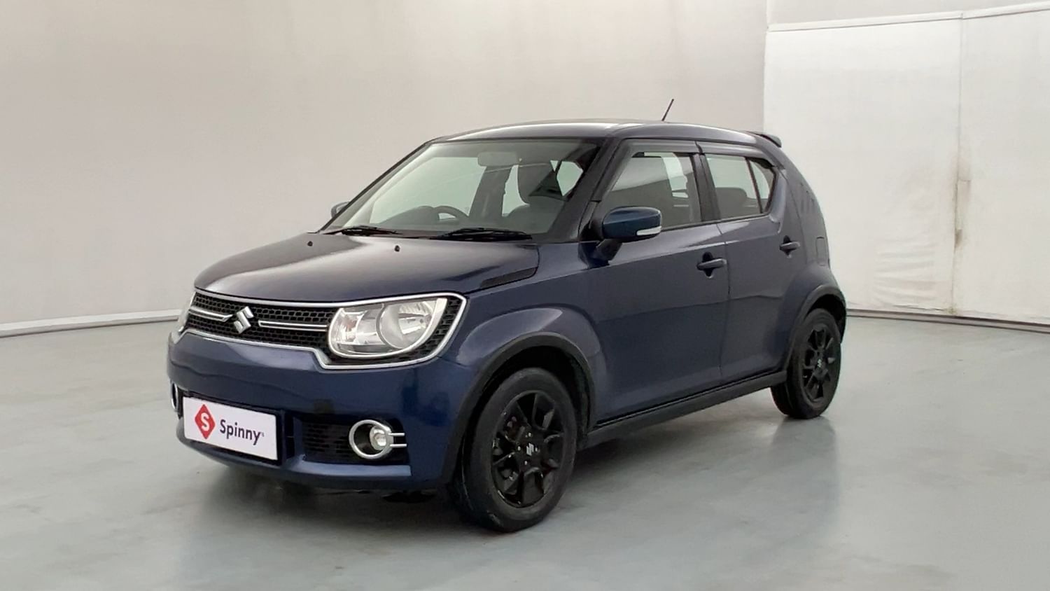 LEFT FRONT CORNER VIEW