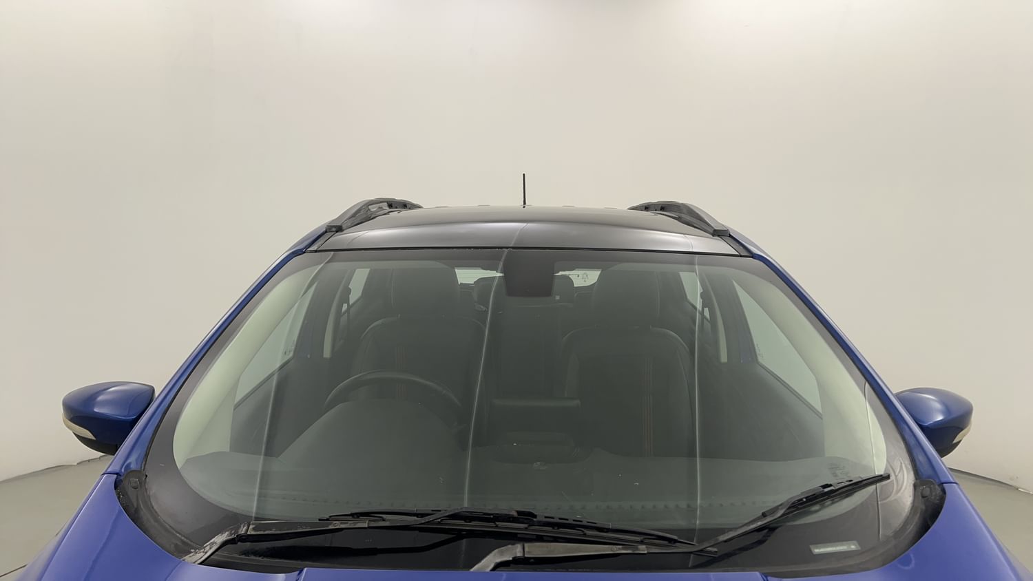 New Ford EcoSport exterior FRONT WINDSHIELD VIEW