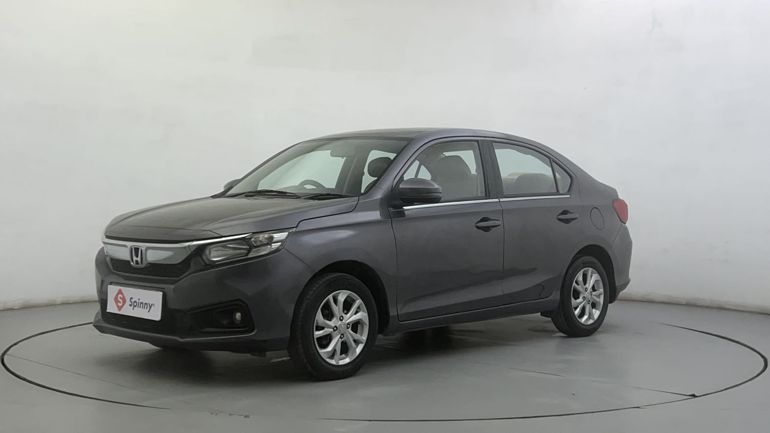 LEFT FRONT CORNER VIEW