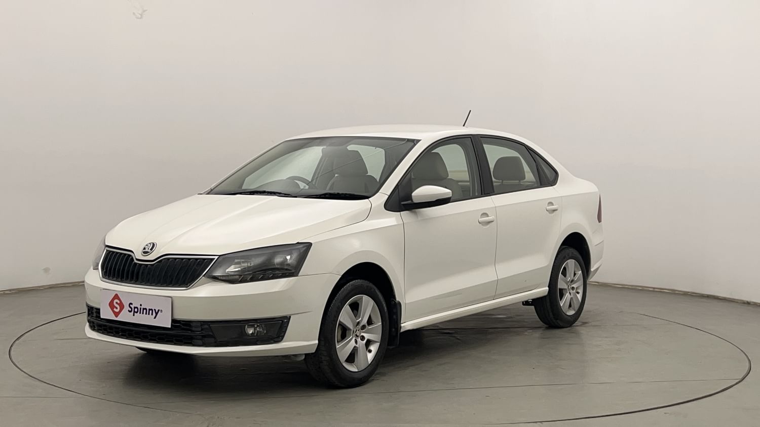 LEFT FRONT CORNER VIEW