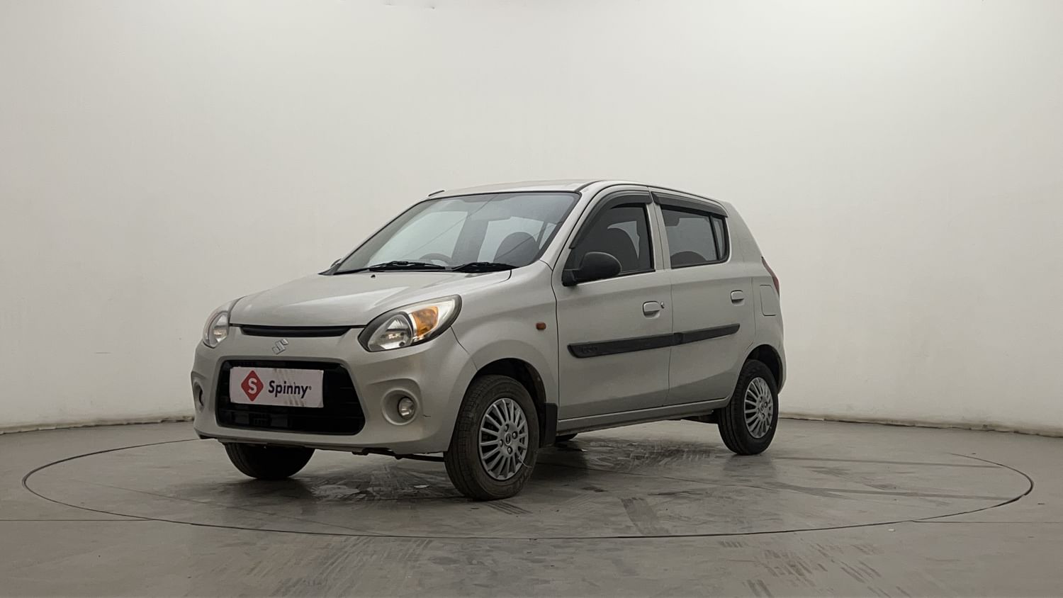 LEFT FRONT CORNER VIEW