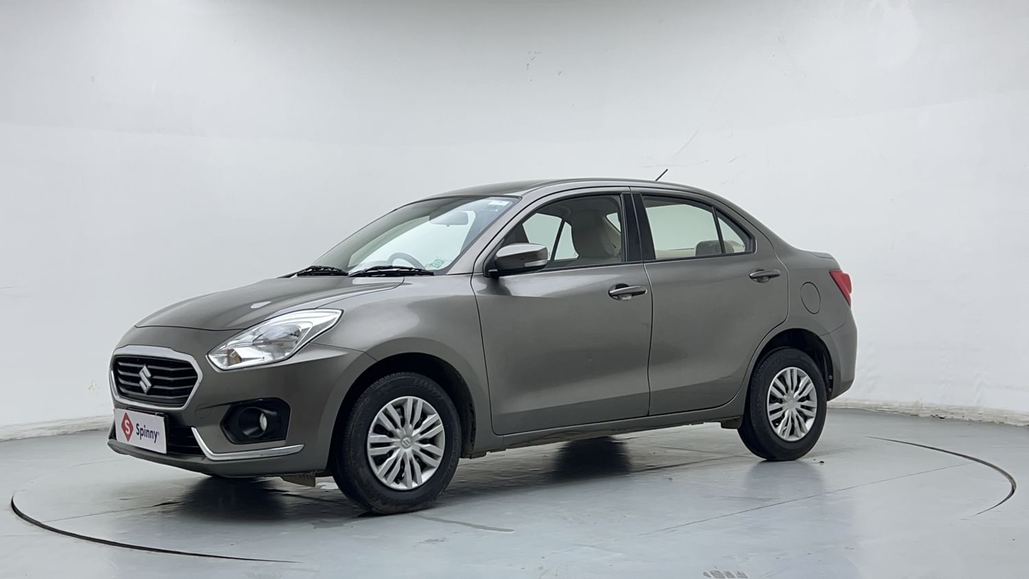 LEFT FRONT CORNER VIEW