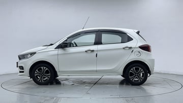 Used 2023 Tata Tiago XT Petrol Manual Image