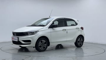 Used 2023 Tata Tiago XT Petrol Manual Image
