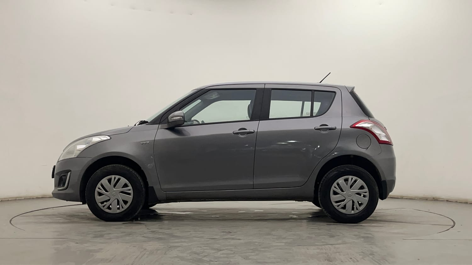 2015 Maruti Suzuki Swift - 2