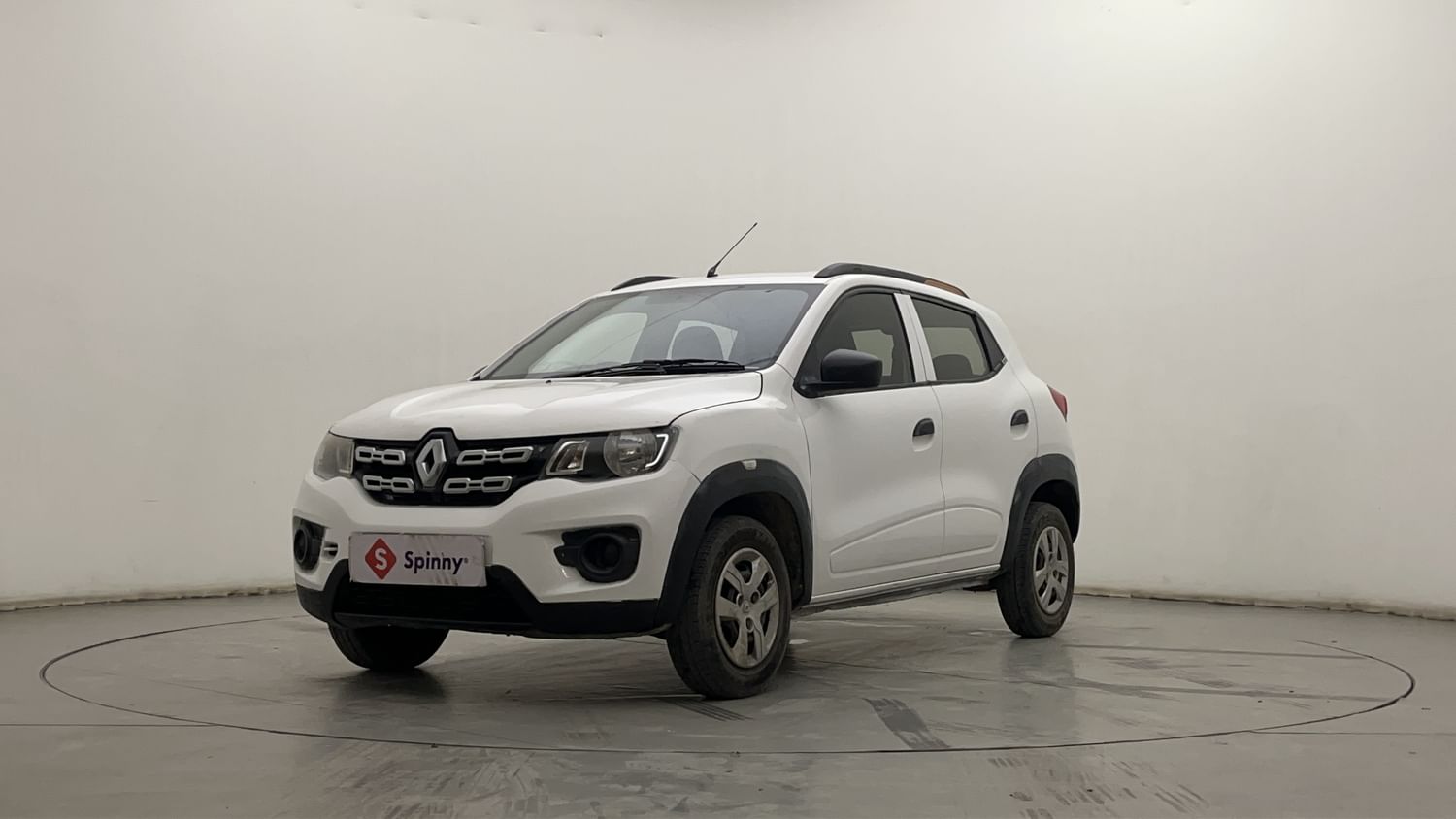 LEFT FRONT CORNER VIEW