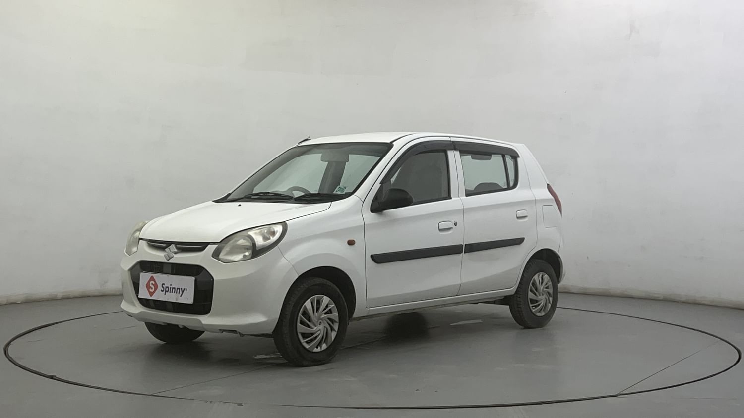 LEFT FRONT CORNER VIEW