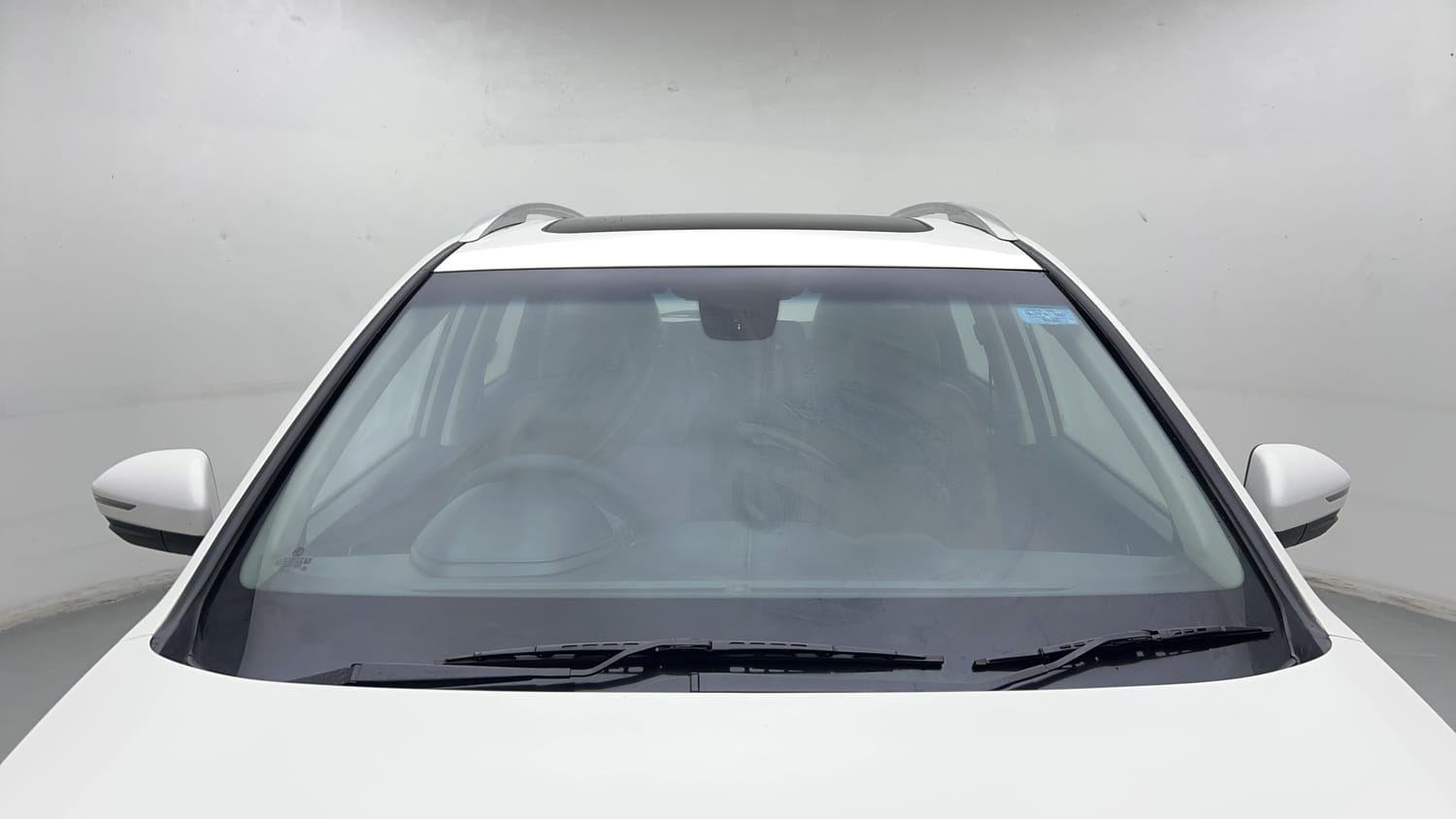 New MG Motors Hector Plus exterior FRONT WINDSHIELD VIEW