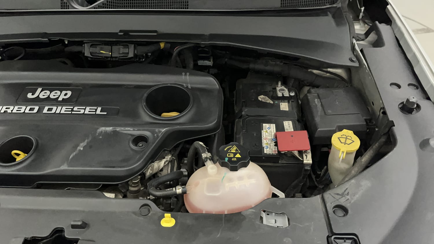 New Jeep Meridian engine ENGINE LEFT SIDE VIEW