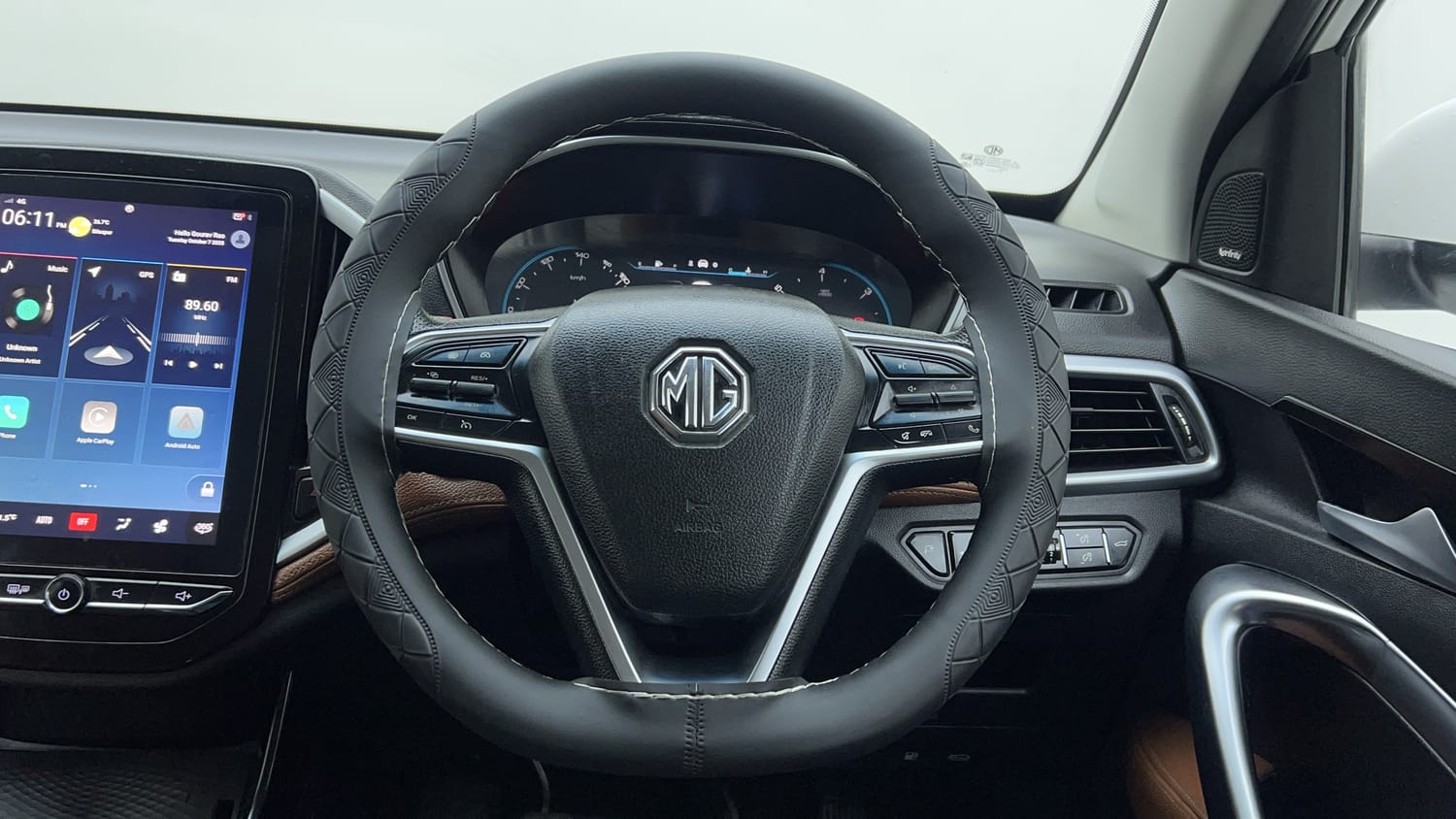 New MG Motors Hector Plus interior STEERING VIEW