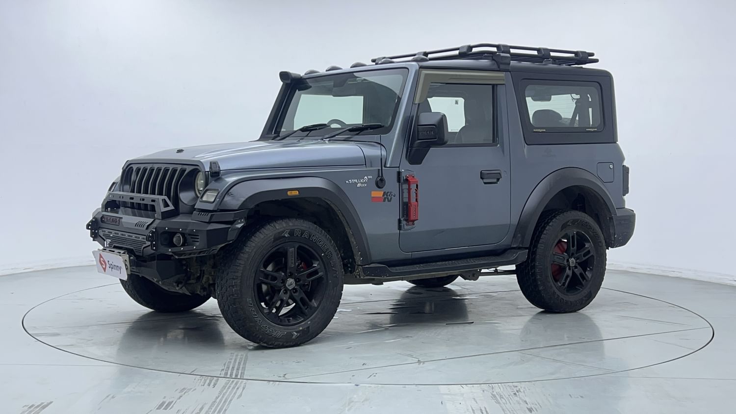 LEFT FRONT CORNER VIEW