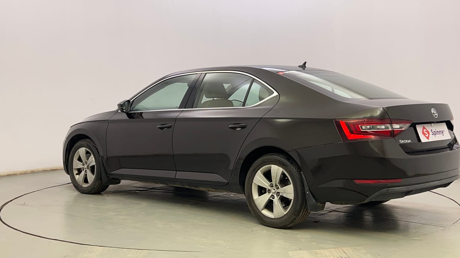 2018 Skoda Superb - 3