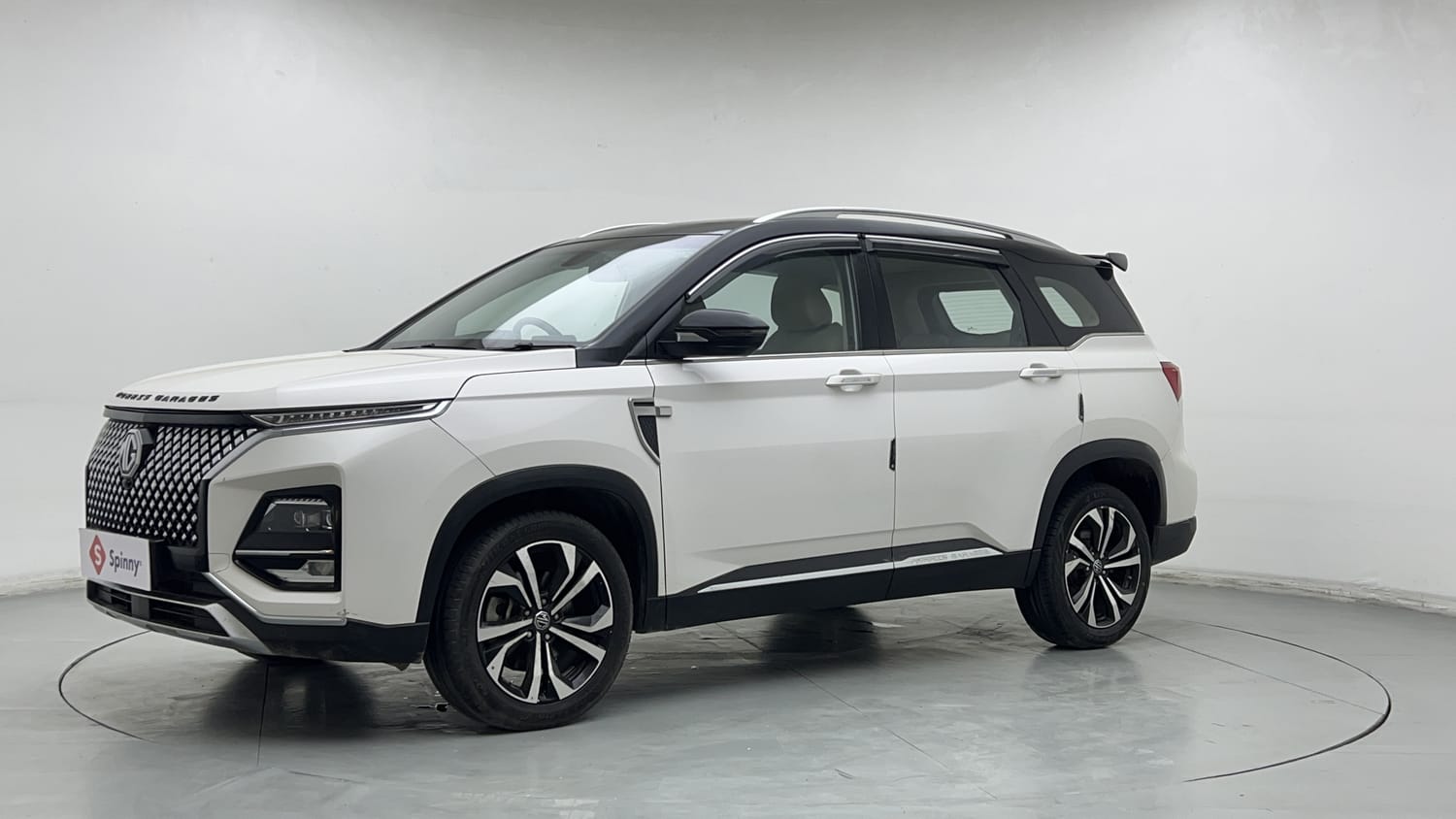 2023 MG Motors Hector Sharp Pro 2.0 Turbo Diesel MT Dual Tone