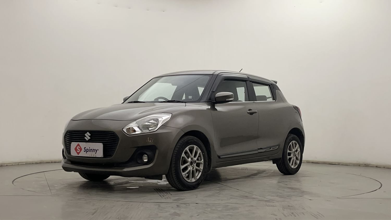 LEFT FRONT CORNER VIEW