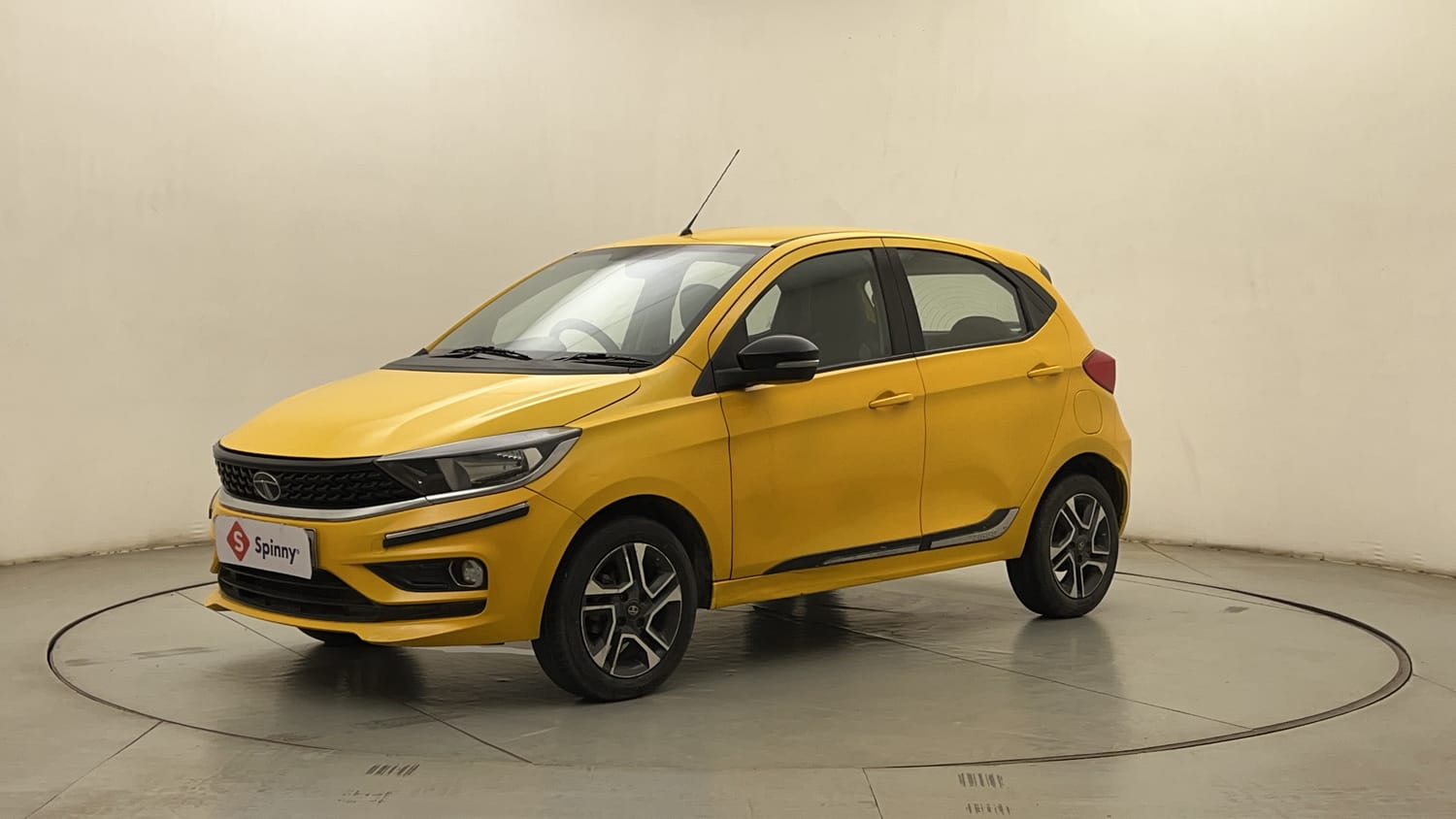 2020 Tata Tiago XZ Plus