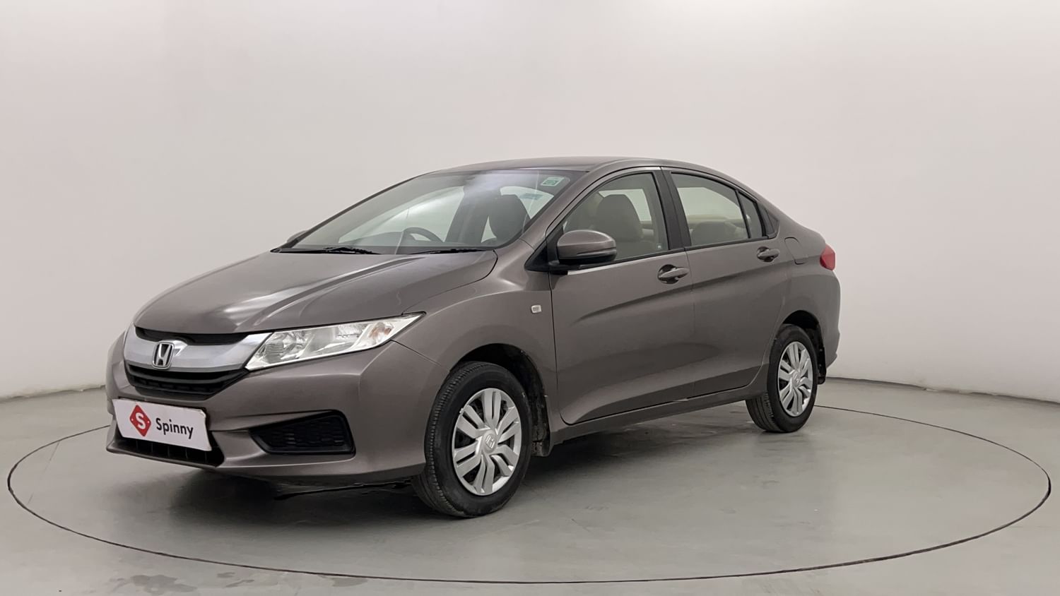 LEFT FRONT CORNER VIEW