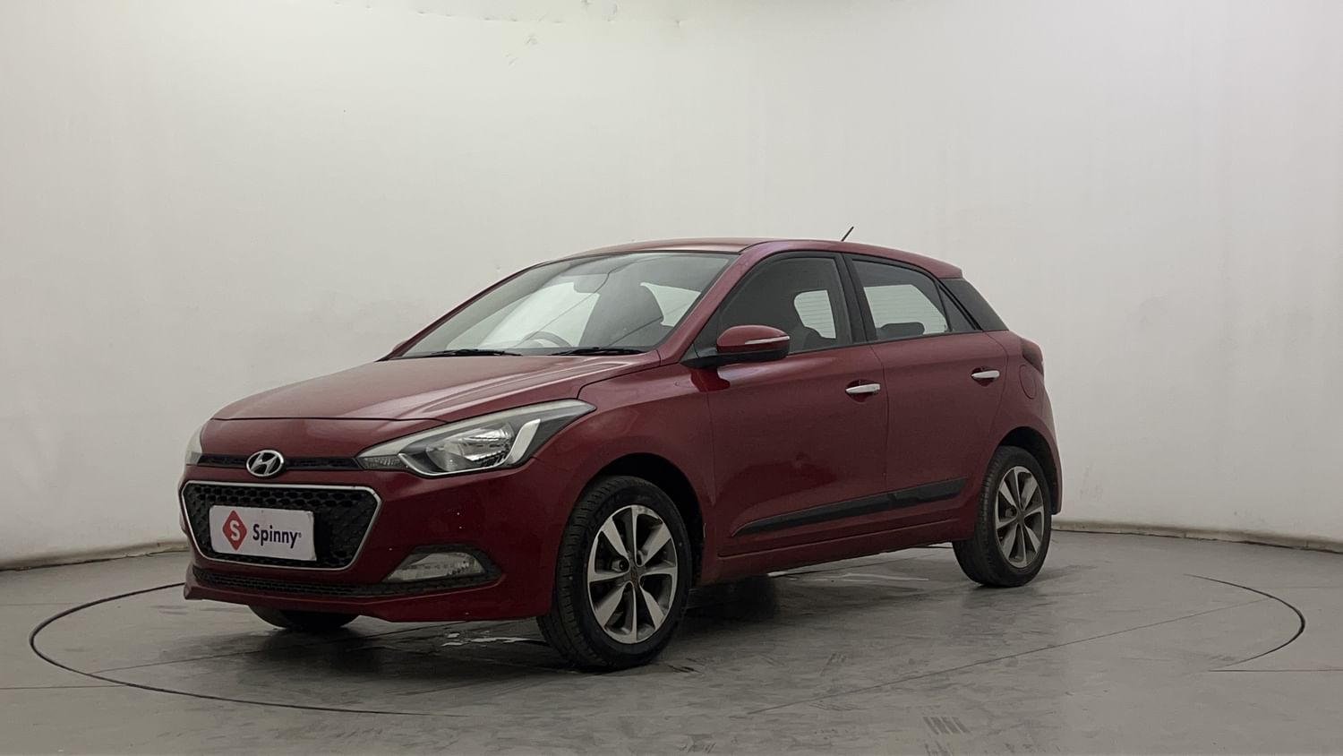 LEFT FRONT CORNER VIEW