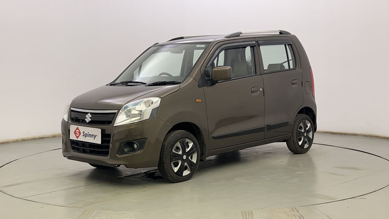 LEFT FRONT CORNER VIEW