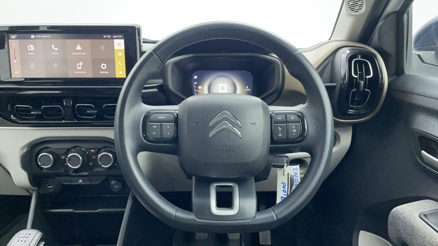 New Citroen C3 AIRCROSS interior STEERING VIEW
