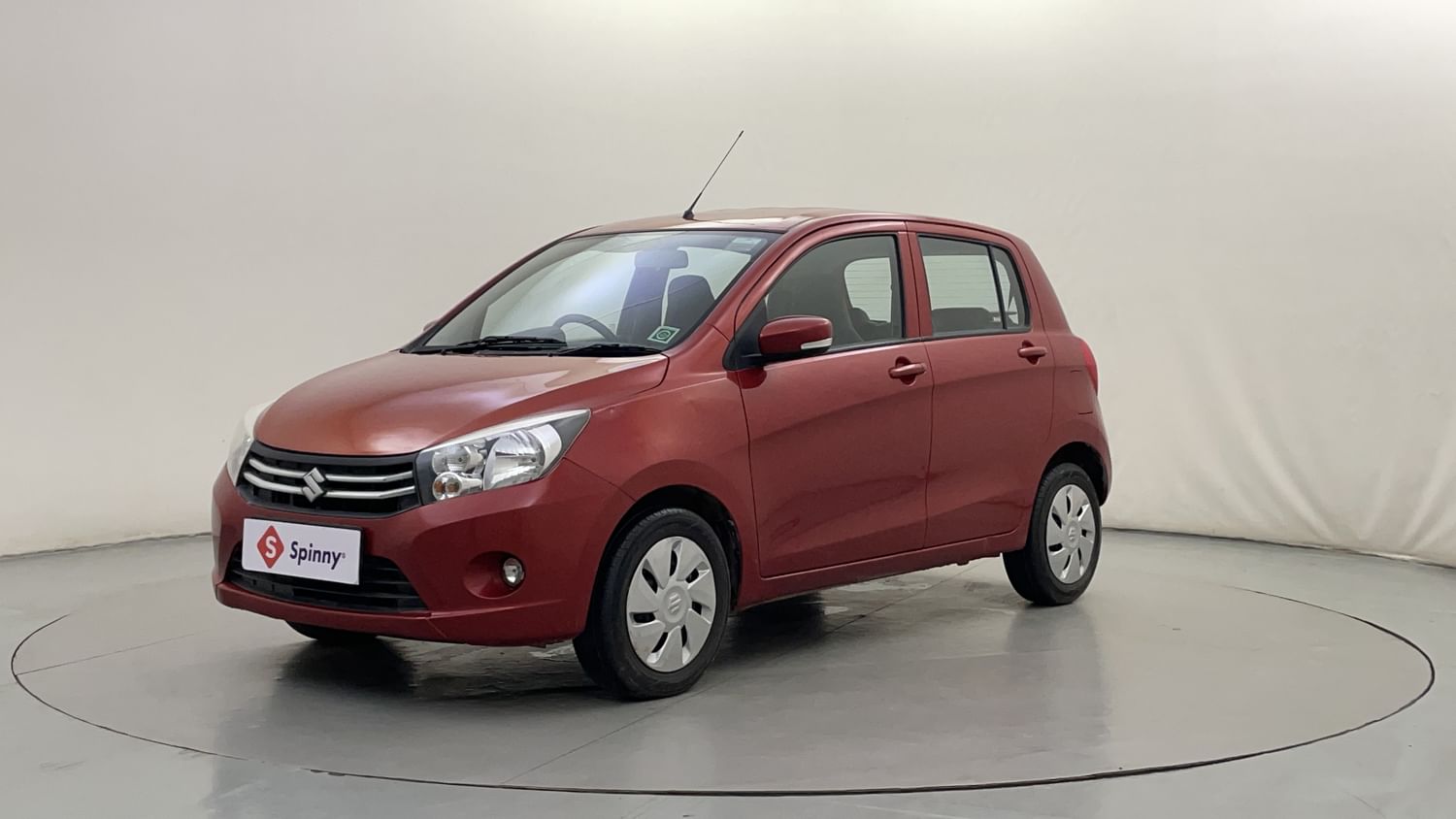 LEFT FRONT CORNER VIEW