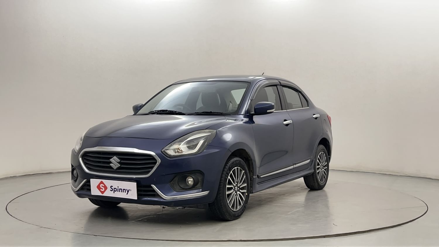 LEFT FRONT CORNER VIEW