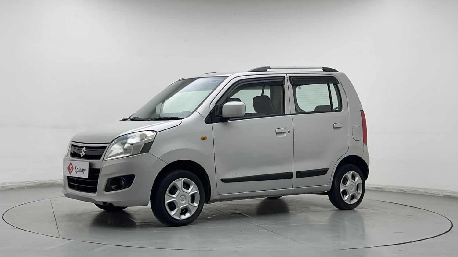 LEFT FRONT CORNER VIEW