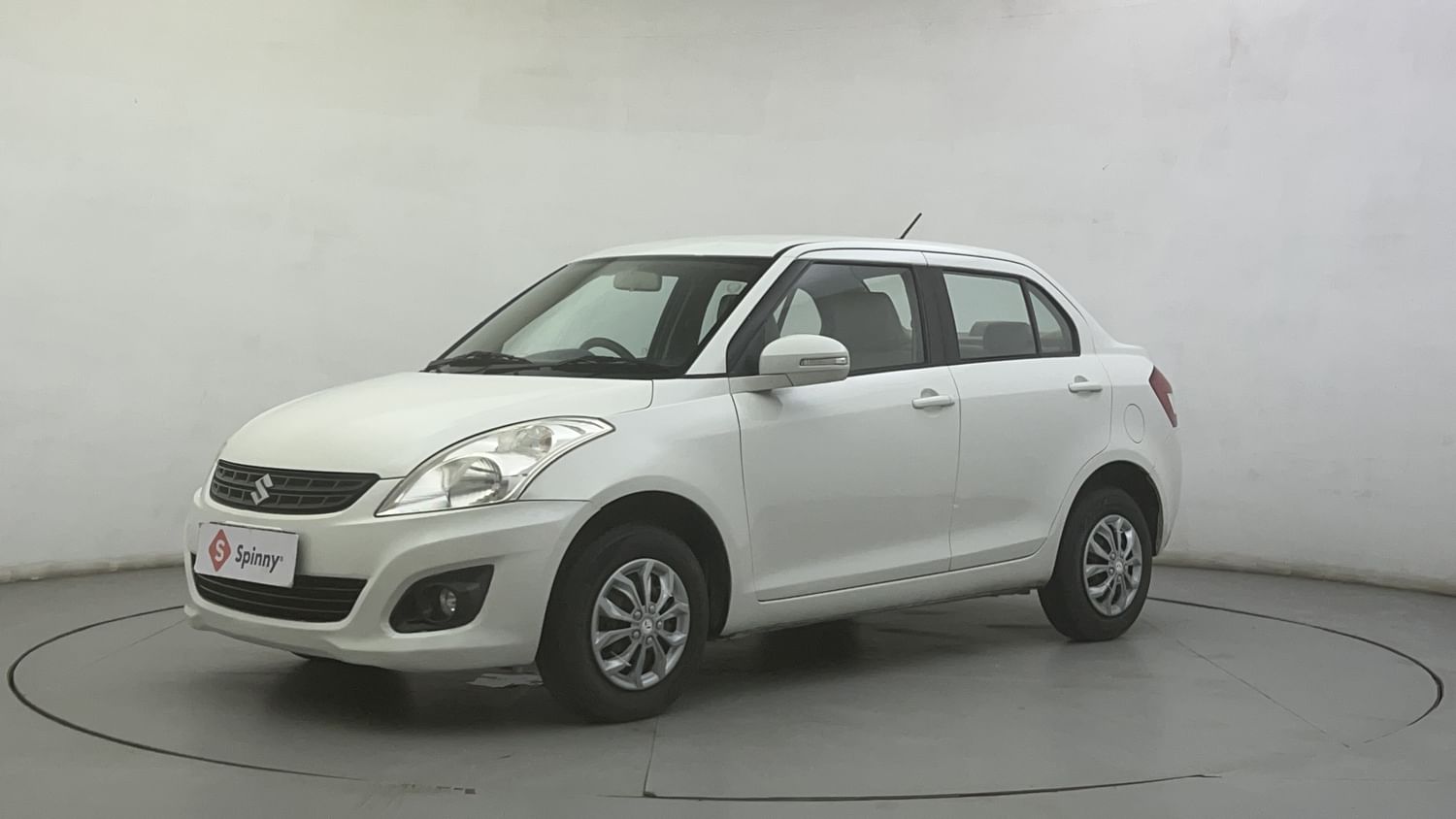 LEFT FRONT CORNER VIEW