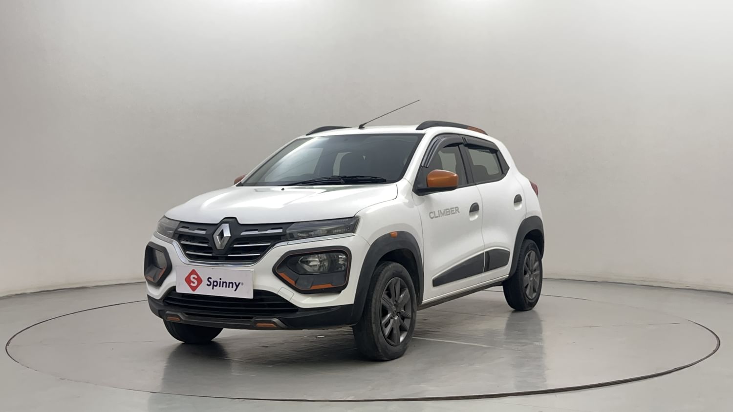 LEFT FRONT CORNER VIEW