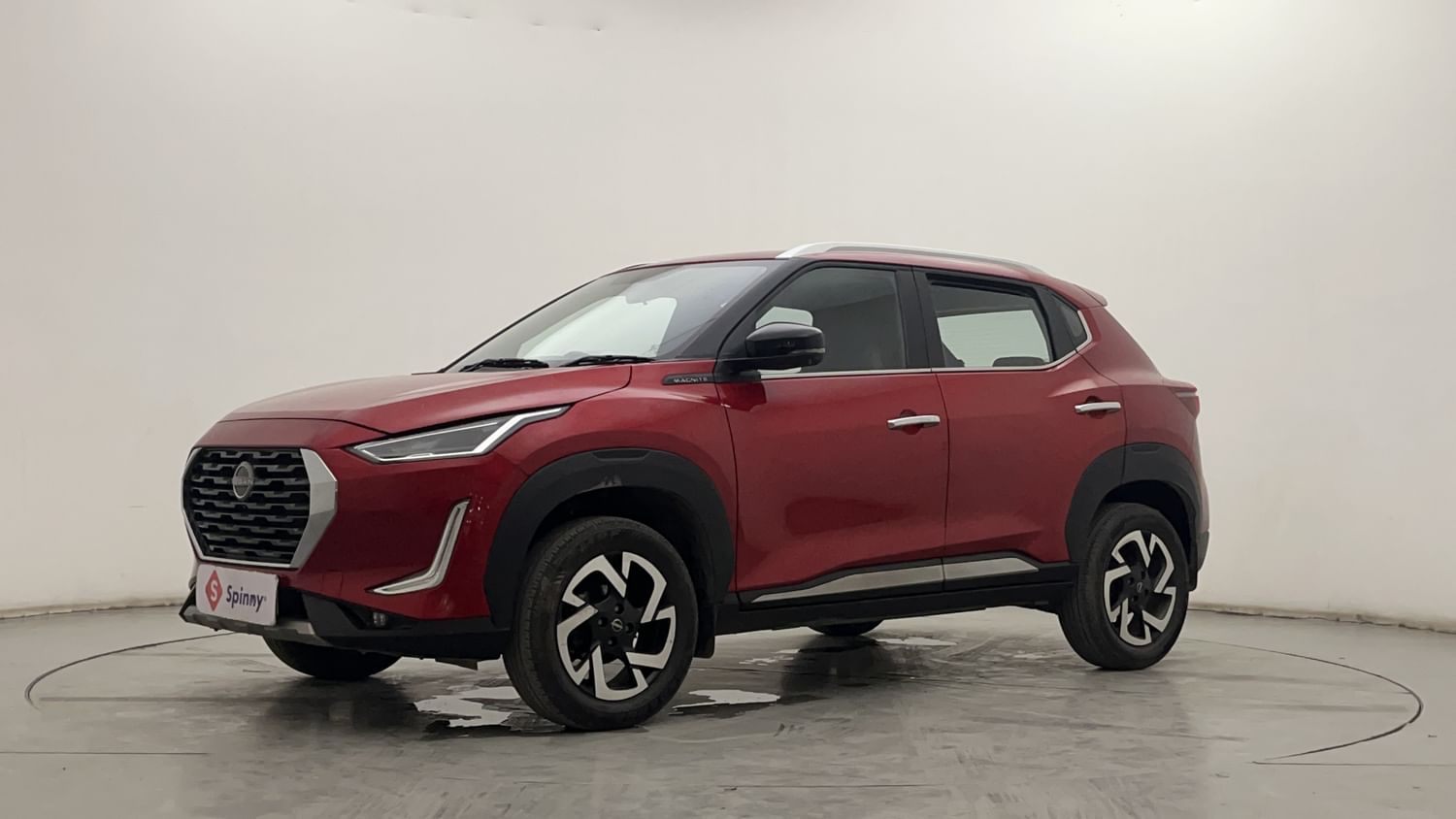 LEFT FRONT CORNER VIEW