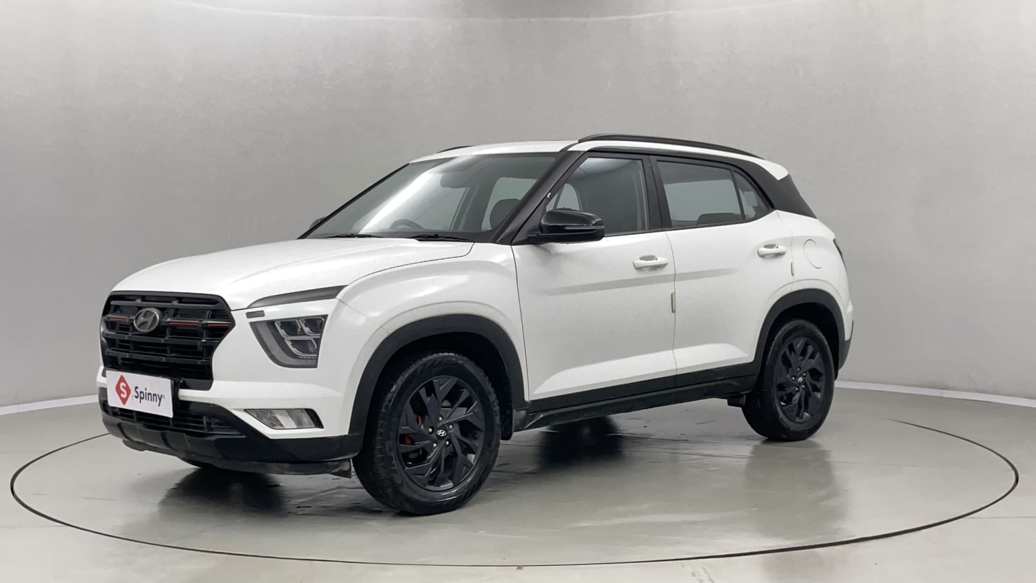 LEFT FRONT CORNER VIEW