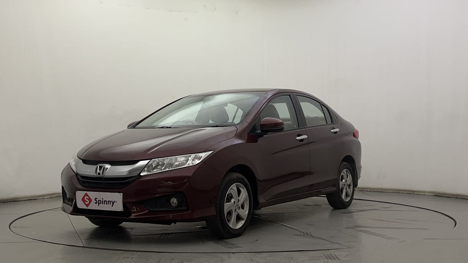 LEFT FRONT CORNER VIEW