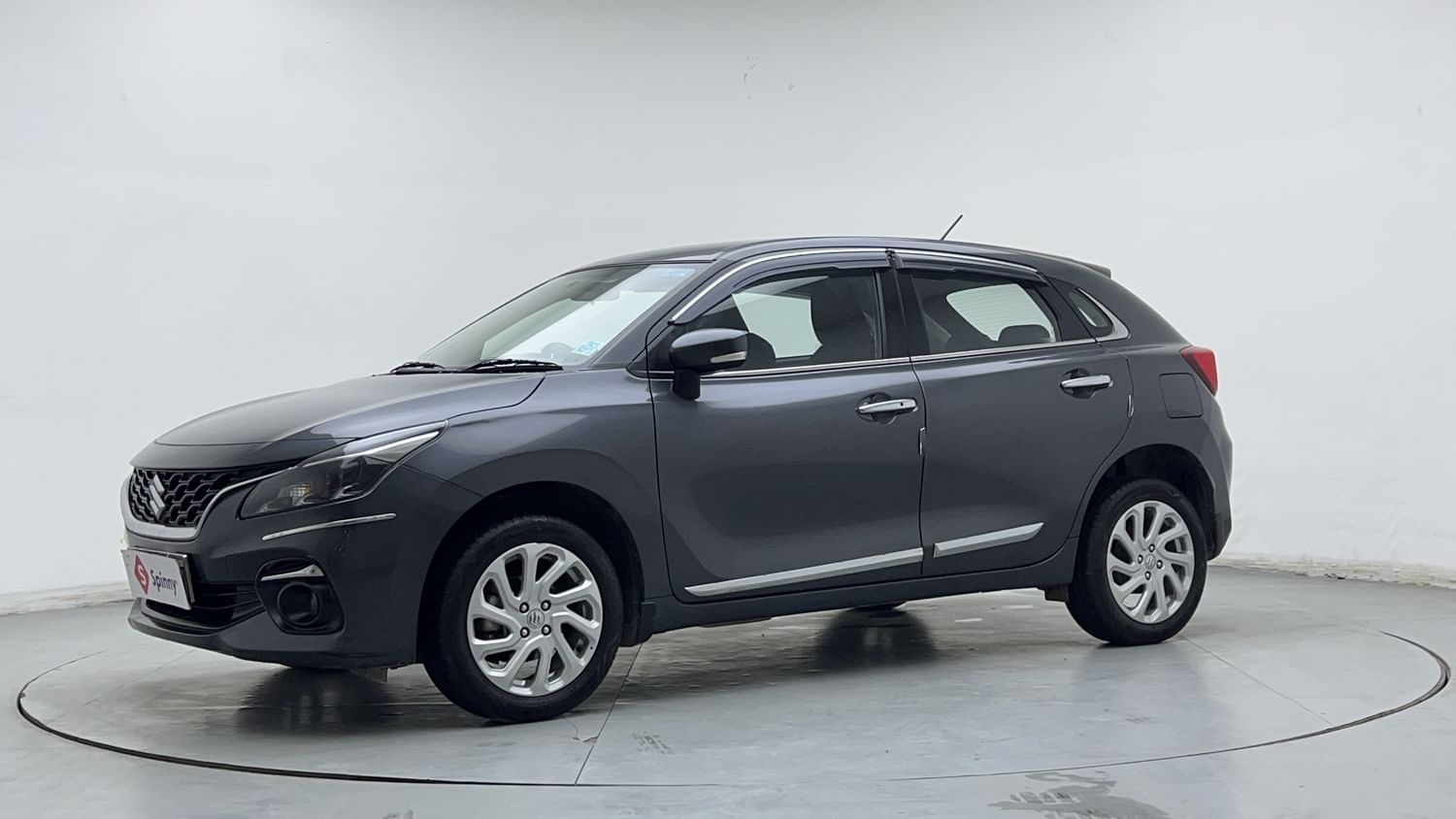 LEFT FRONT CORNER VIEW