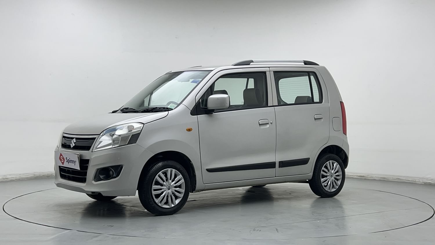 LEFT FRONT CORNER VIEW