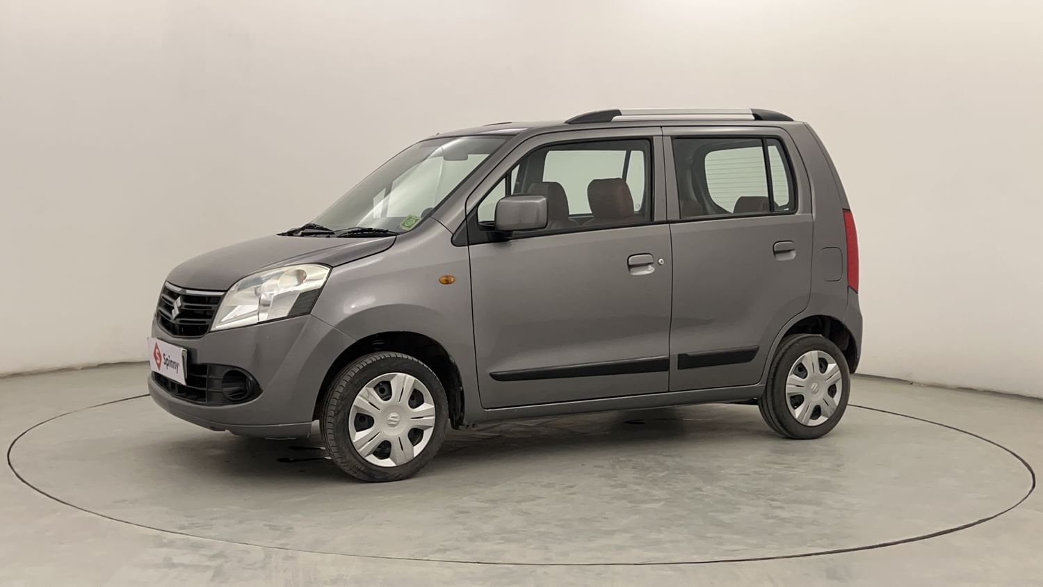 LEFT FRONT CORNER VIEW